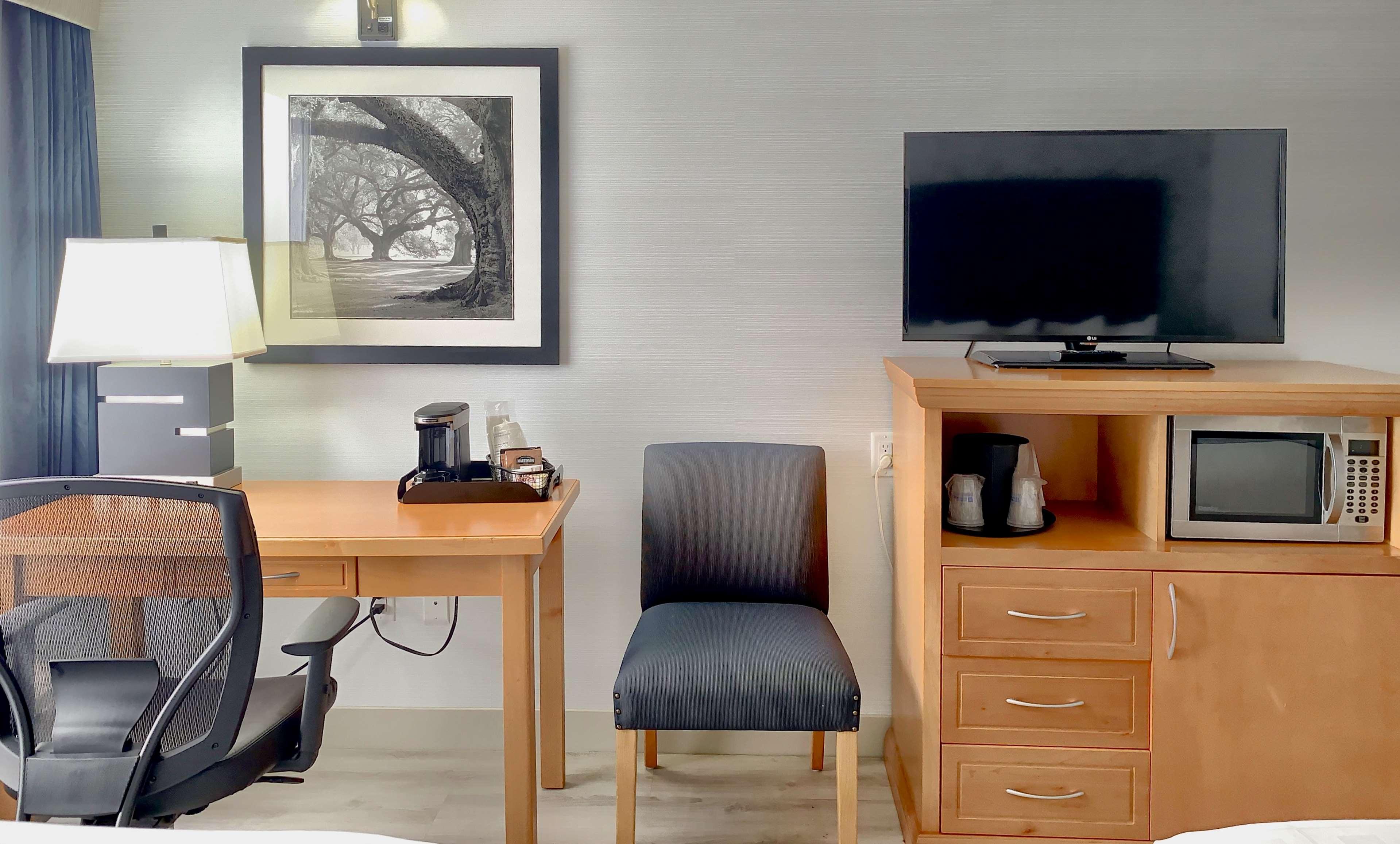 Best Western Plus Regency Inn And Conference Centre Abbotsford Extérieur photo