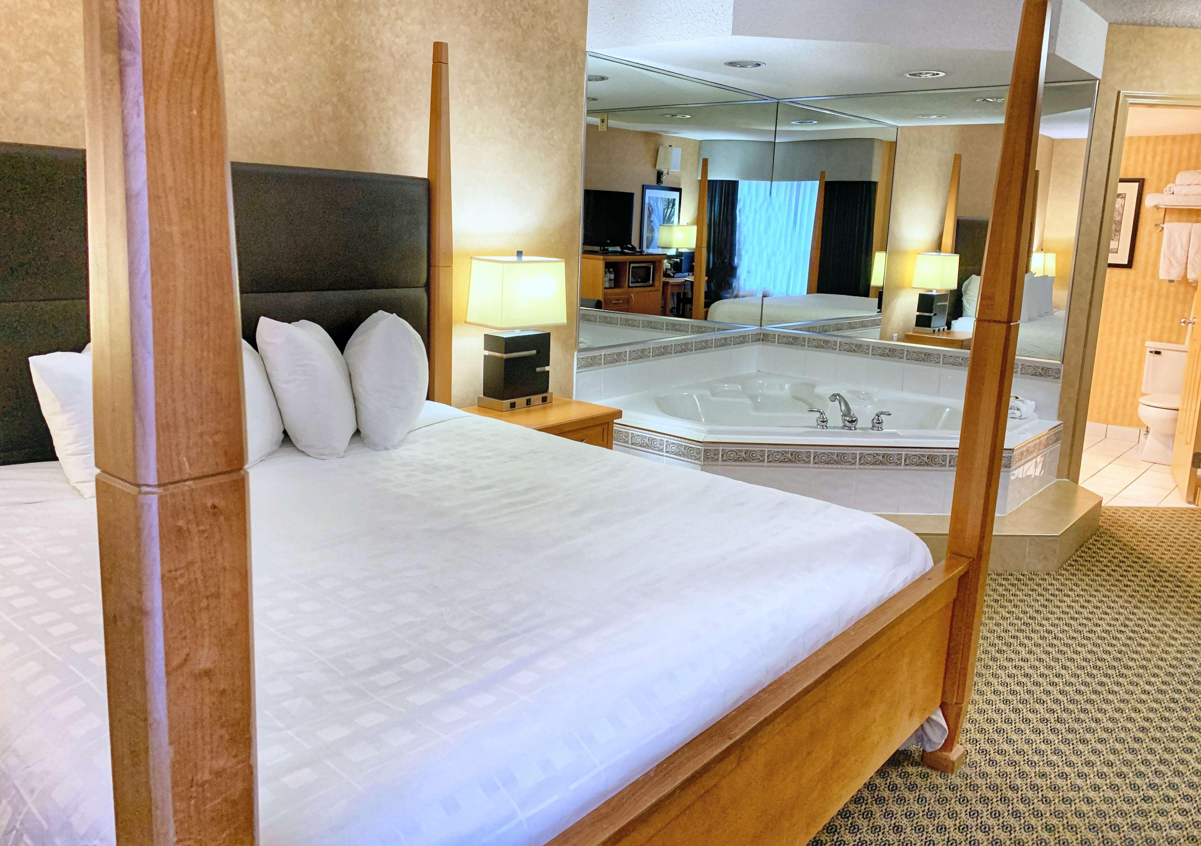 Best Western Plus Regency Inn And Conference Centre Abbotsford Extérieur photo