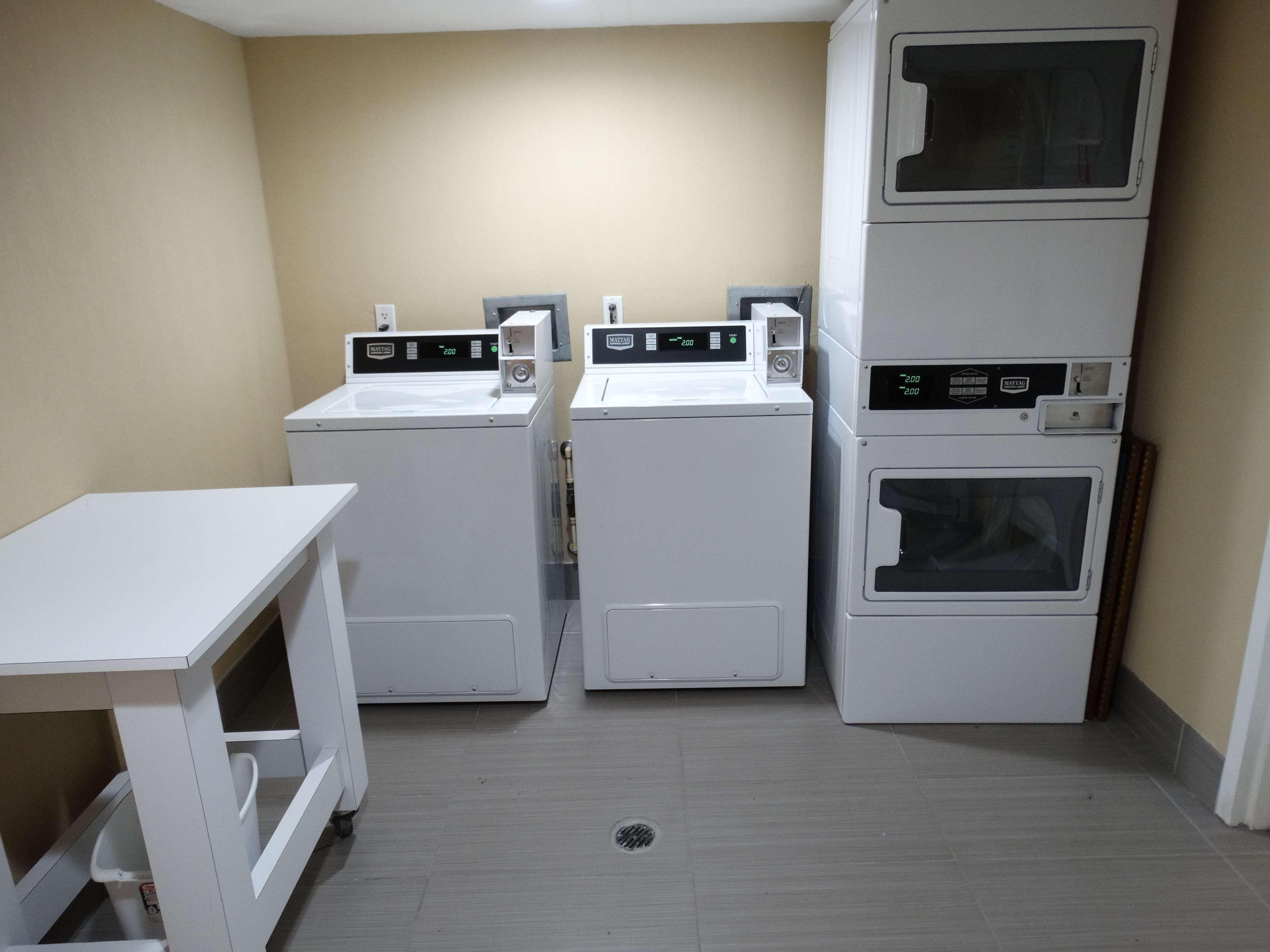 Best Western Plus Regency Inn And Conference Centre Abbotsford Extérieur photo