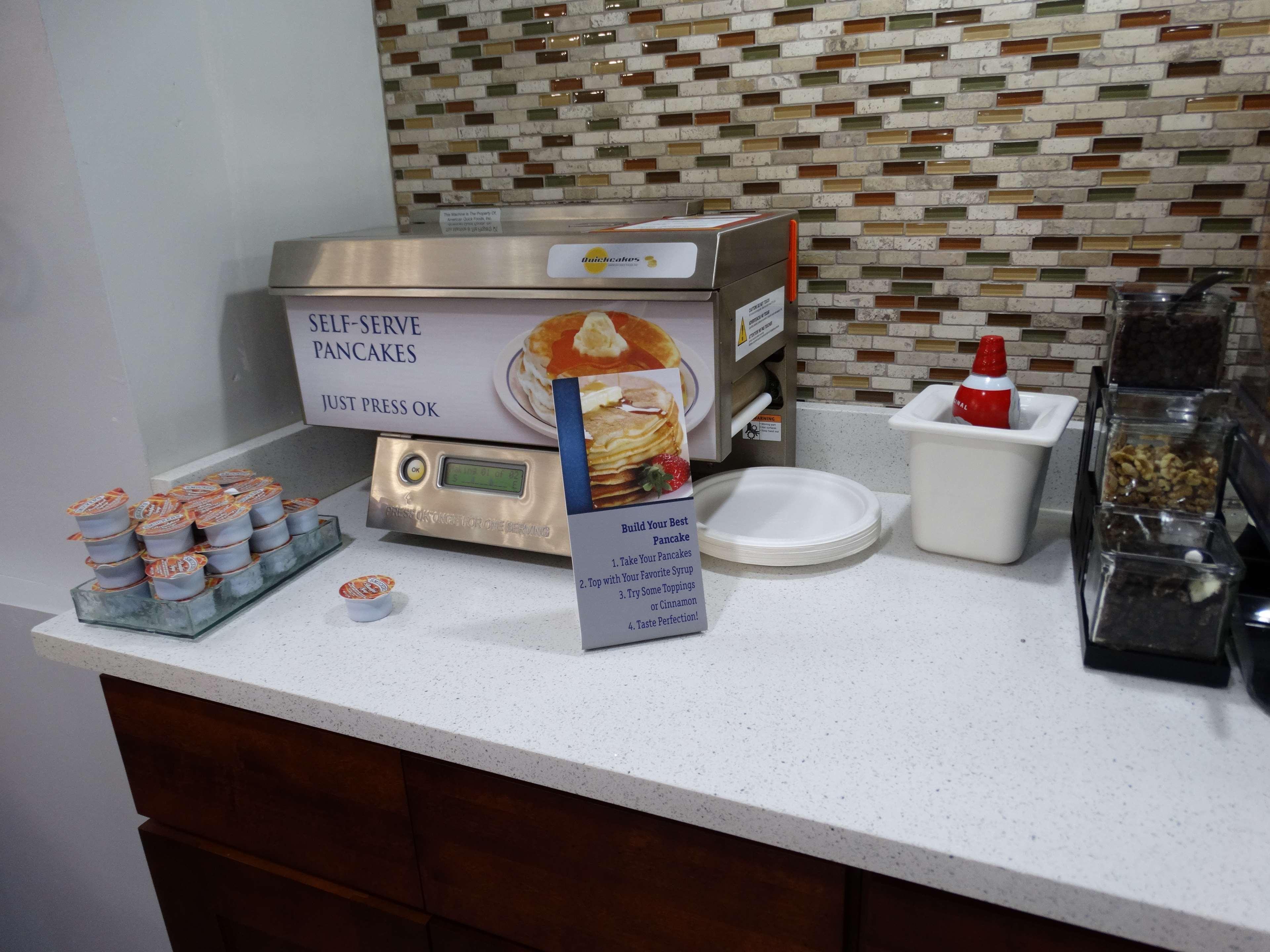 Best Western Plus Regency Inn And Conference Centre Abbotsford Extérieur photo
